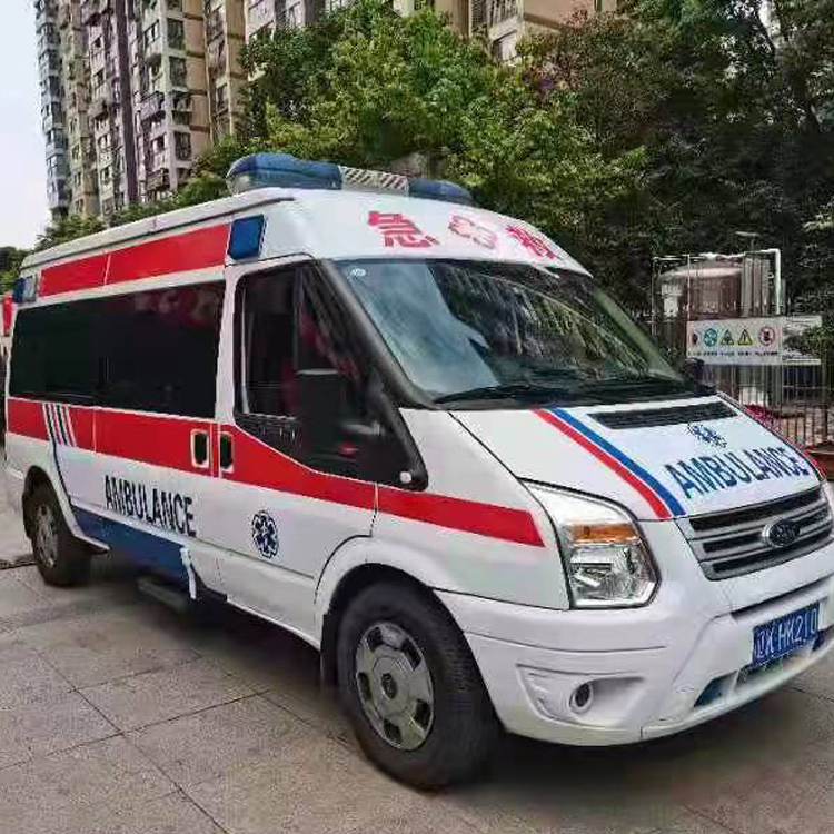 海南藏族长途救护车护送病人返乡